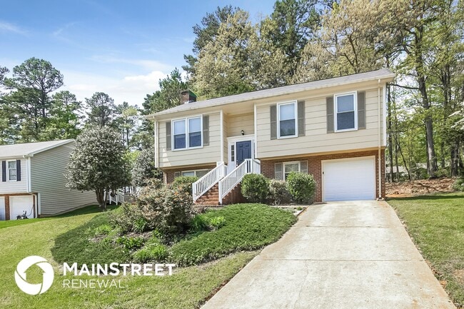 property at 7809 Foxwood Dr