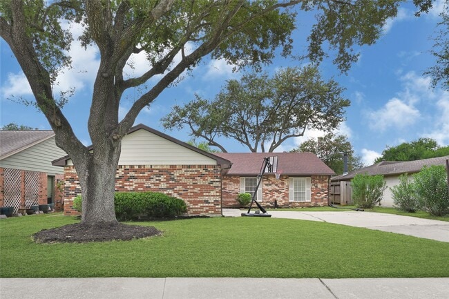 property at 10114 Dover Hill Rd