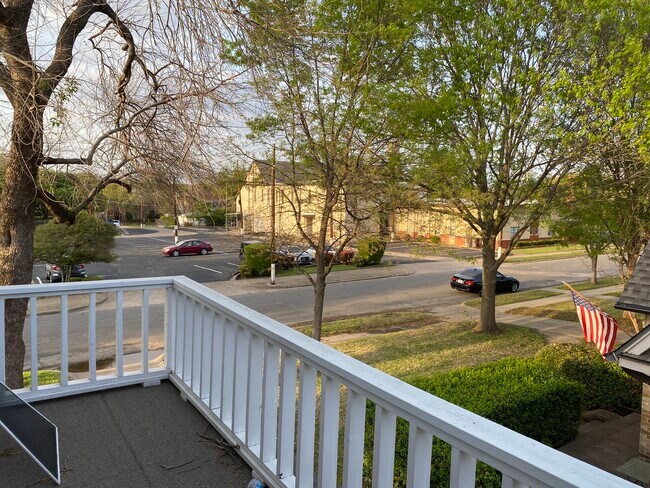 6348 Llano Ave, Unit A in Dallas, TX - Building Photo - Building Photo