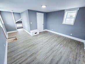 4831 E Washington St in Indianapolis, IN - Building Photo - Building Photo