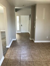 10328 New Bedford Ct in Lakeside, CA - Building Photo - Building Photo