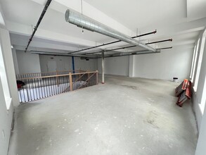 Columbus & Barrow Residences in Jersey City, NJ - Building Photo - Building Photo