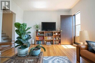 17 Greenlaw Ave in Toronto, ON - Building Photo - Building Photo