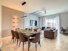 955 Splash Shot Pl in Davenport, FL - Foto de edificio - Building Photo