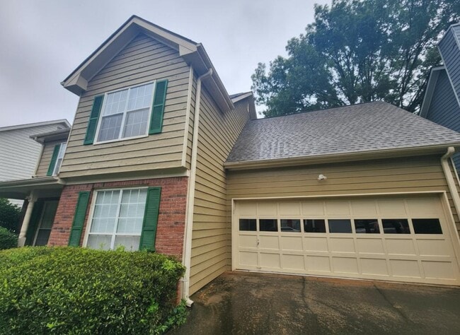 3020 Oak Meadow Dr in Snellville, GA - Building Photo - Building Photo