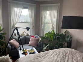 220 Harvard St, Unit 21 in Cambridge, MA - Building Photo
