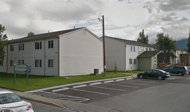 424 E Dogwood Ave in Palmer, AK - Building Photo - Building Photo