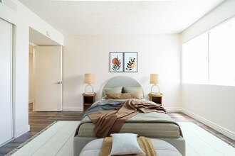 261 Weston Cir in Vista, CA - Building Photo - Building Photo