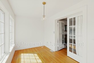 223 Edith Blvd SE in Albuquerque, NM - Building Photo - Building Photo