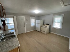 1322 S 24th St in Omaha, NE - Foto de edificio - Building Photo