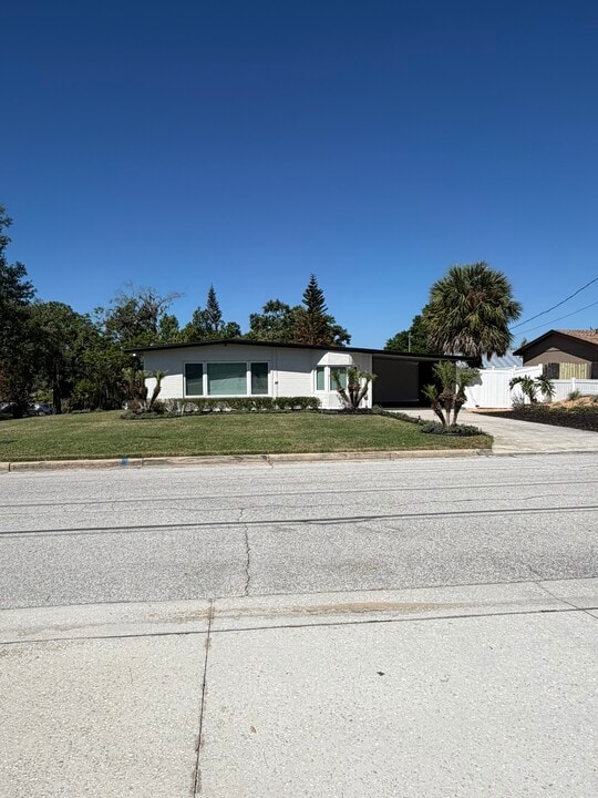 268 2nd St in Clermont, FL - Foto de edificio