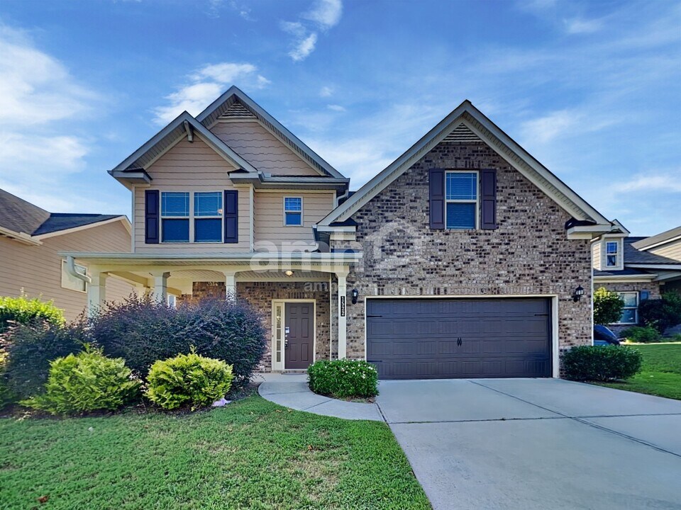 1522 Balvaird Dr SE in Lawrenceville, GA - Building Photo