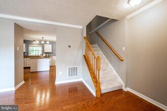 6607 Cambria Terrace in Elkridge, MD - Building Photo - Building Photo