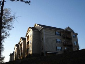 Overlook Condominiums in Anderson, SC - Building Photo - Building Photo