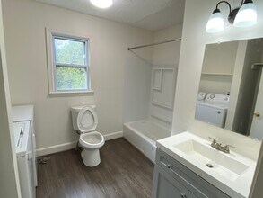 481 Midgett Farm Rd, Unit 4 in Concord, VA - Building Photo - Building Photo