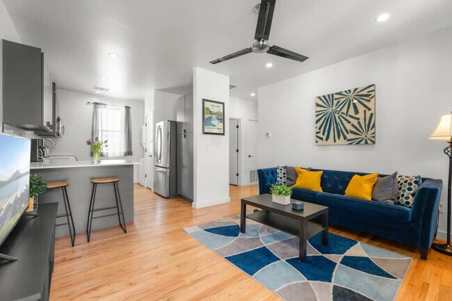 99 Waller St in Austin, TX - Building Photo - Building Photo