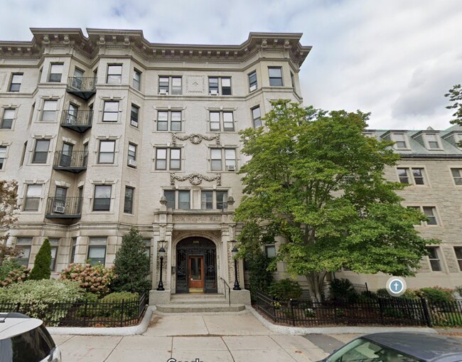 property at 1109 Boylston St