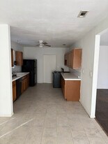 1316 34th St in Lubbock, TX - Building Photo