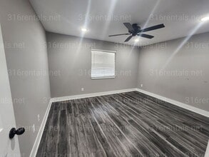 5258 N Plumthicket St in Wichita, KS - Building Photo - Building Photo