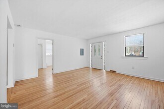 734 Sunnyside Ave in Trooper, PA - Building Photo - Building Photo