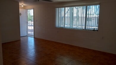 5071 S Cherry Ave in Tucson, AZ - Building Photo - Building Photo