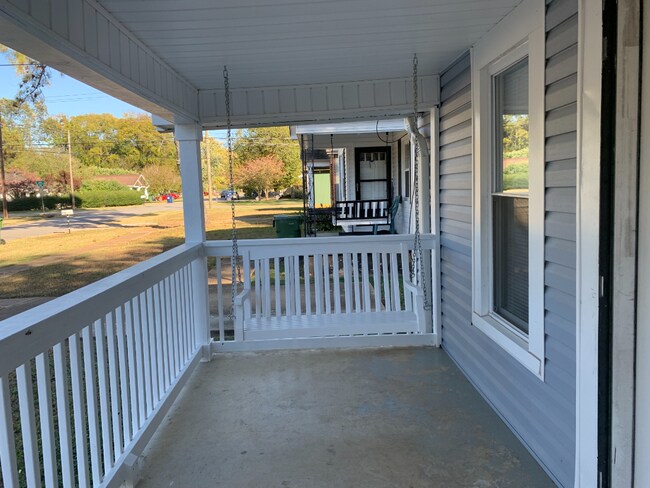 1218 Stevens Ave NE in Huntsville, AL - Building Photo - Building Photo