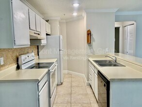 958 Salt Pond Pl in Altamonte Springs, FL - Building Photo - Building Photo