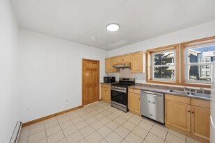 70 Empire St, Unit 2 in Boston, MA - Building Photo