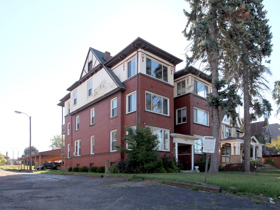 1348 Cleveland Ave NW in Canton, OH - Building Photo