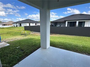 1910 Richmond Ave N in Lehigh Acres, FL - Building Photo - Building Photo
