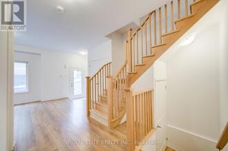 52 Alan Francis Ln in Markham, ON - Building Photo - Building Photo