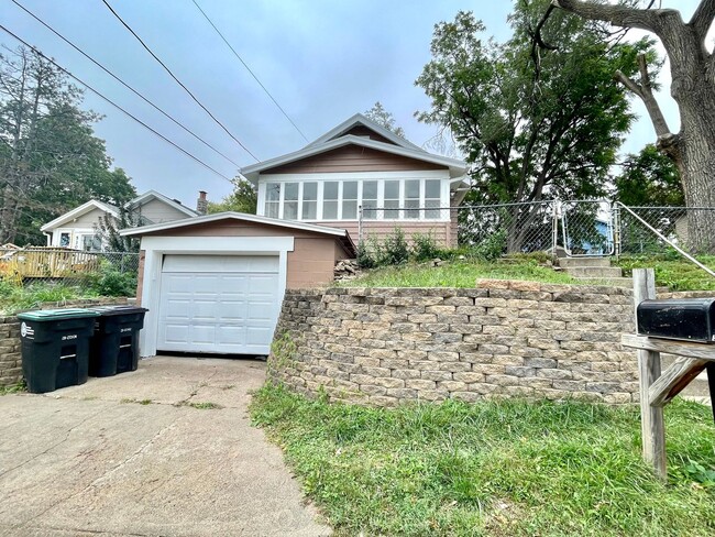 property at 5315 S 57th St