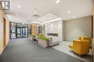 750 Whitlock Ave in Milton, ON - Building Photo - Building Photo