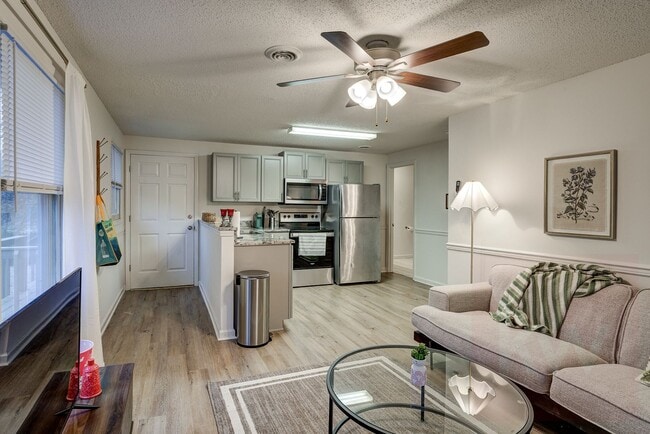 1312 N Barton St in Johnson City, TN - Building Photo - Building Photo