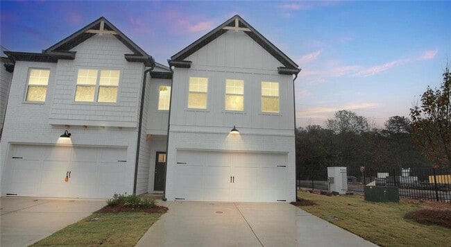property at 2021 Old Covington Hwy SE