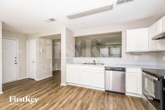 2553 Big Spring Dr in Fort Worth, TX - Foto de edificio - Building Photo