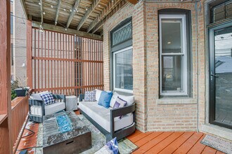 2033 W Washington Blvd in Chicago, IL - Building Photo - Building Photo