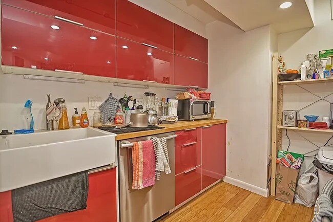 55 Saint Stephen St, Unit 1 in Boston, MA - Building Photo - Building Photo