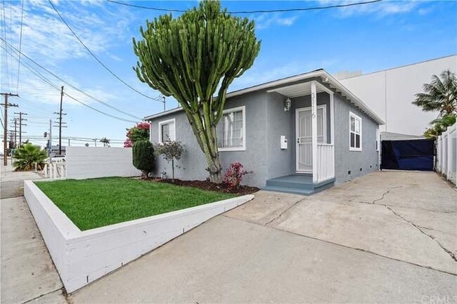 3116 W 135th St in Hawthorne, CA - Foto de edificio - Building Photo