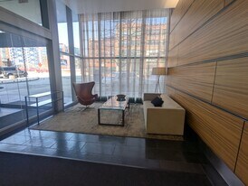 659 W Randolph St, Unit 711 in Chicago, IL - Building Photo