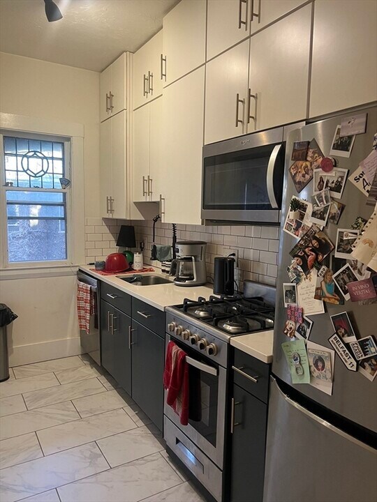 10 Remington St, Unit 310 in Cambridge, MA - Foto de edificio