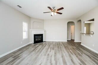 564 Hideaway Dr in Jonesboro, GA - Building Photo - Building Photo