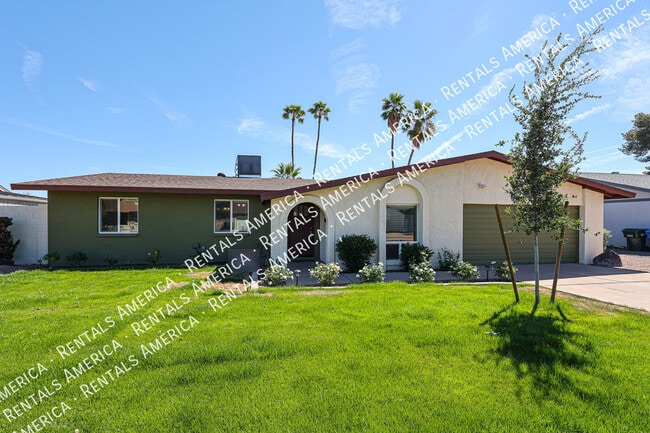 property at 11621 N 30th St