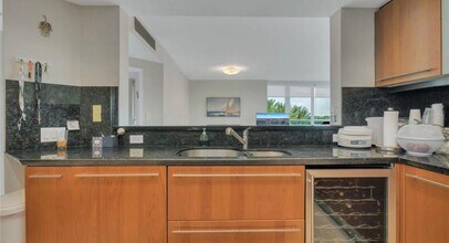 9401 Collins Ave, Unit 402 in Surfside, FL - Building Photo - Building Photo