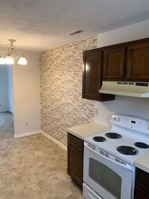 882 Vine St in Harrisonburg, VA - Building Photo - Building Photo
