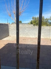 7308 Gray St in Las Vegas, NV - Building Photo - Building Photo