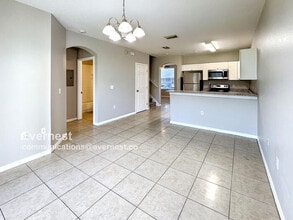 1564 Deer Tree Ln in Brandon, FL - Foto de edificio - Building Photo