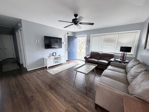 1366 Baychester Ave in Norfolk, VA - Building Photo - Building Photo