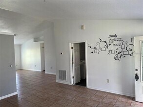 270 Chadworth Dr in Kissimmee, FL - Building Photo - Building Photo