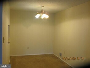 21 Aspen Ct in Trenton, NJ - Building Photo - Building Photo